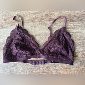 Aritzia Purple Lace Bralette - Size Medium